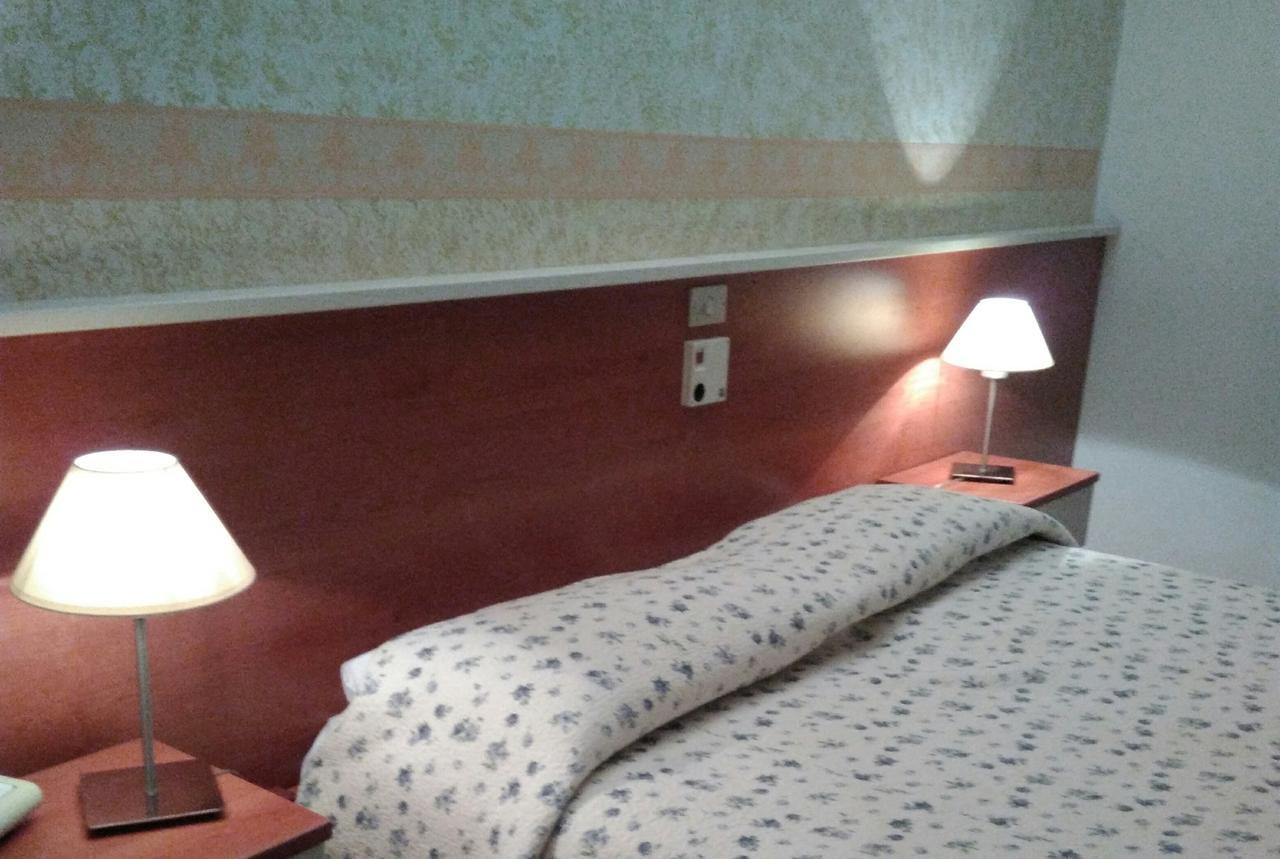 Hotel Elena Verona Exteriör bild